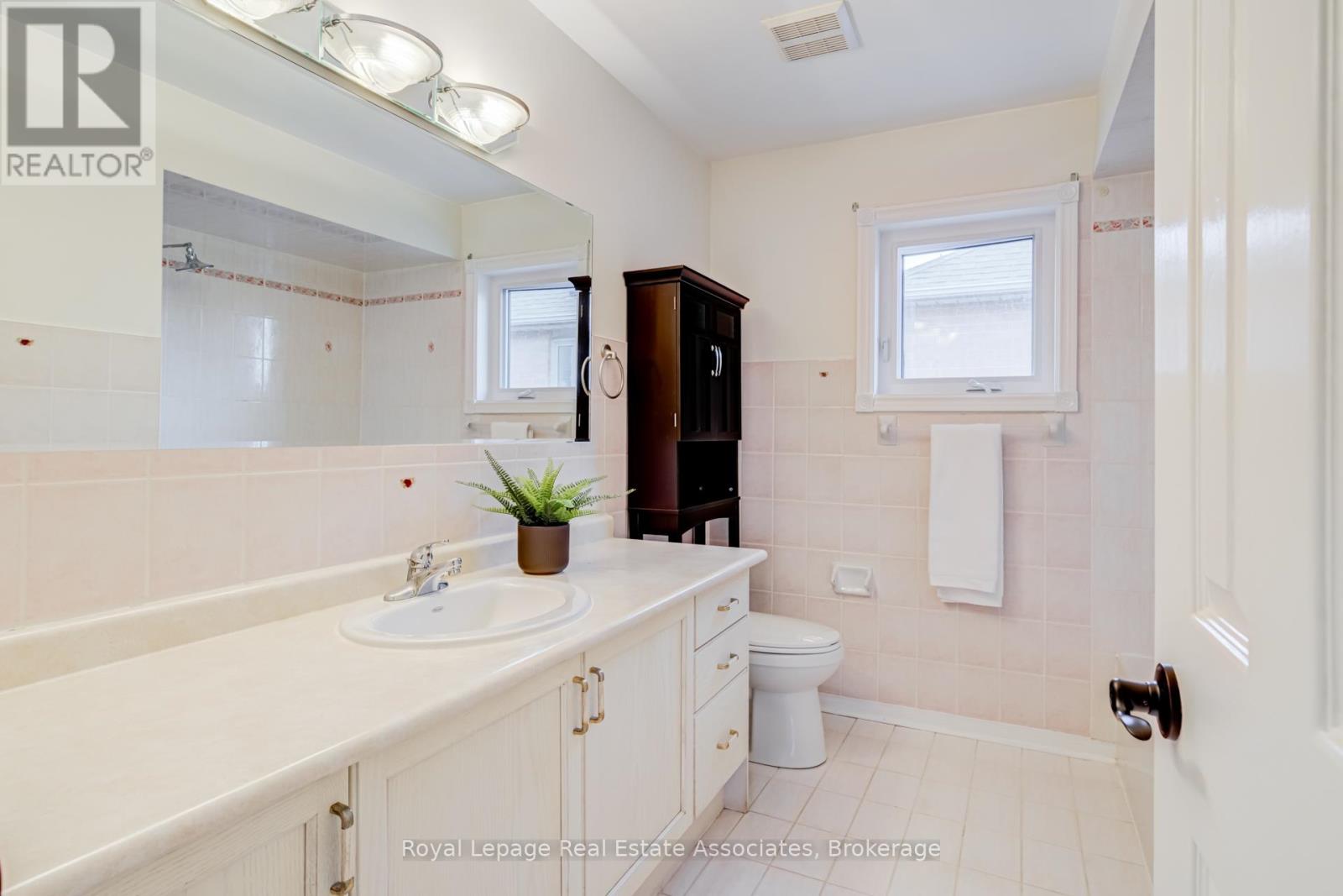 5453 MIDDLEPORT CRESCENT - 18