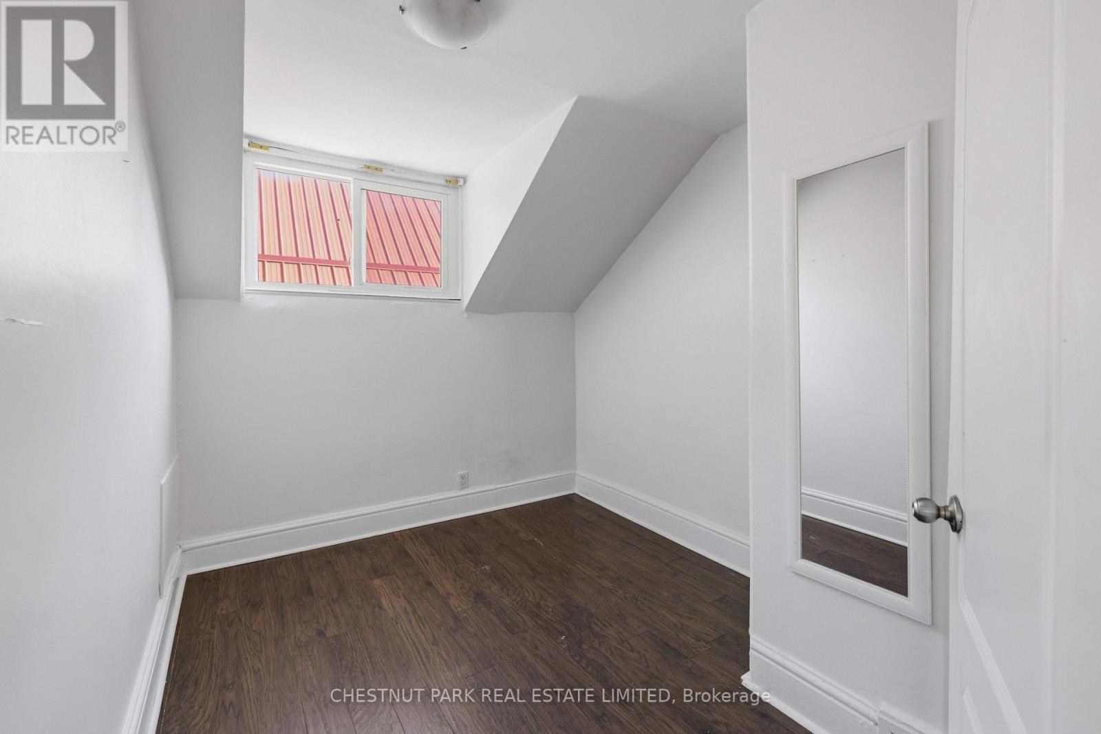 451 ALBERT STREET - 19