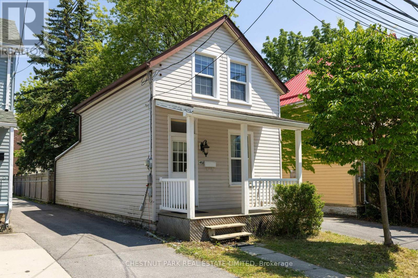 451 ALBERT STREET - 2