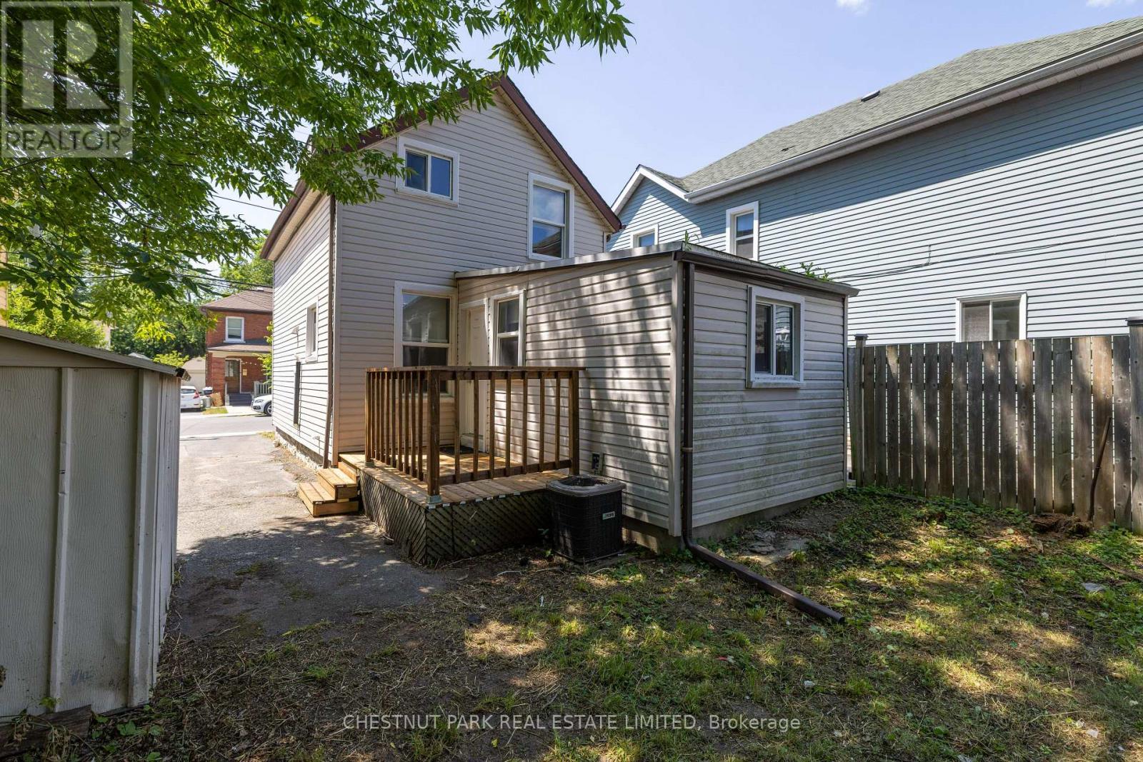 451 ALBERT STREET - 24