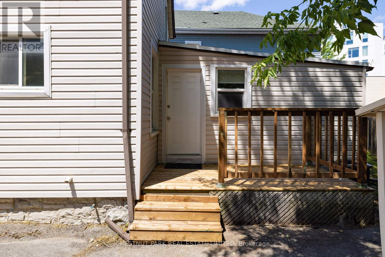 451 ALBERT STREET - 28