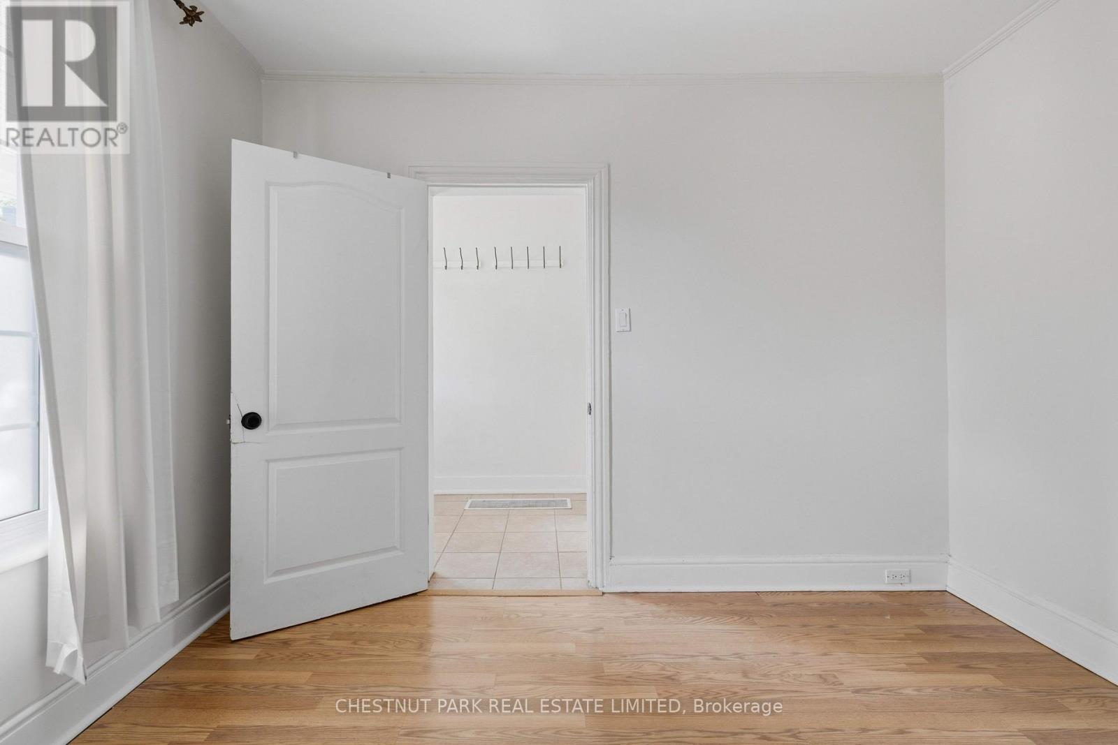 451 ALBERT STREET - 6