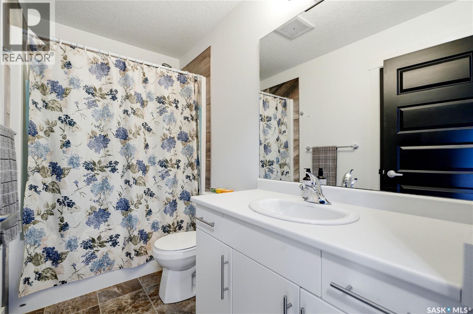 #158 3220 11th STREET W - 32