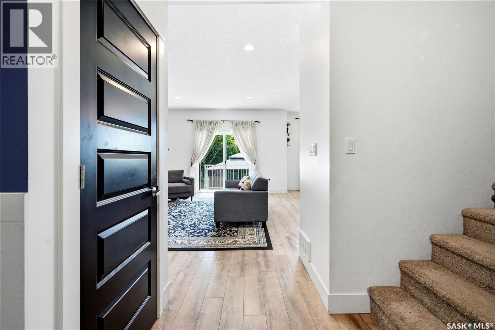 #158 3220 11th STREET W - 4