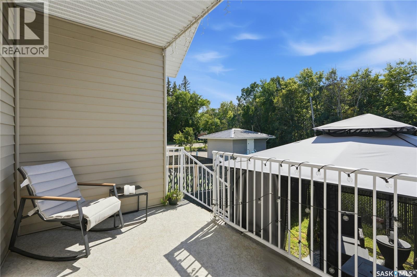 #158 3220 11th STREET W - 42