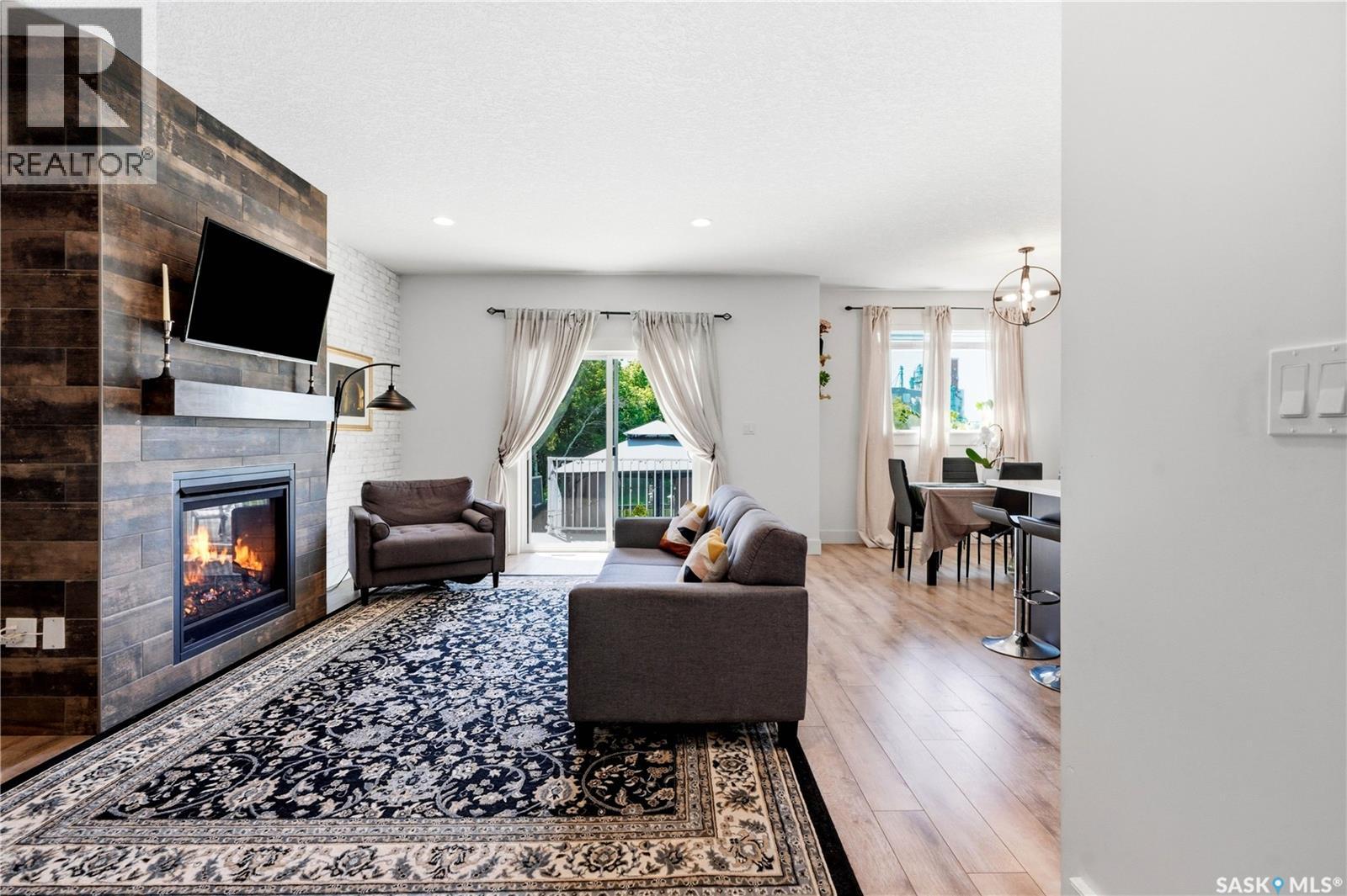 #158 3220 11th STREET W - 7