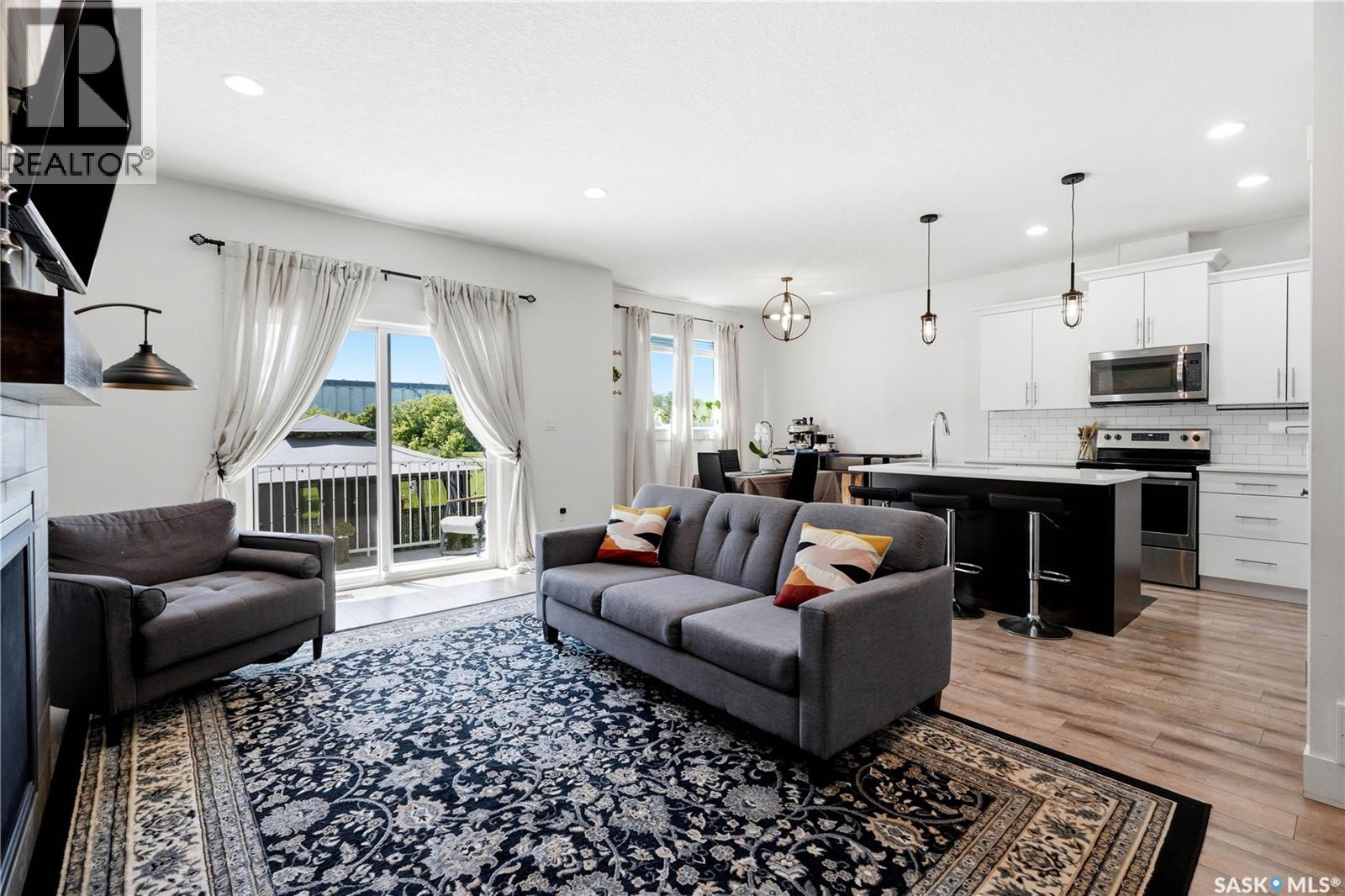 #158 3220 11th STREET W - 8