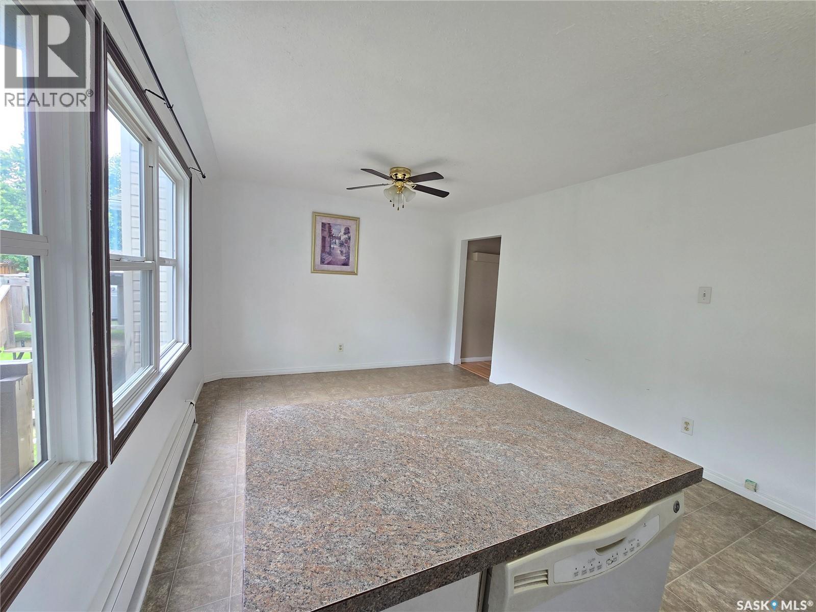 #20 210 Camponi PLACE - Image 8