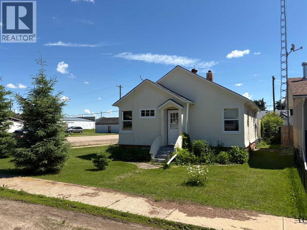 4831 52 Street - 2