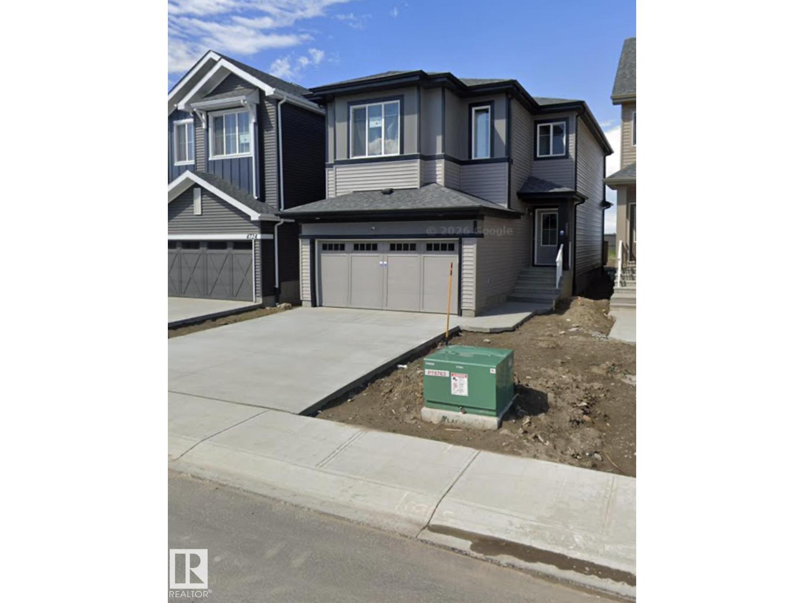 4720 177 AV NW - 1