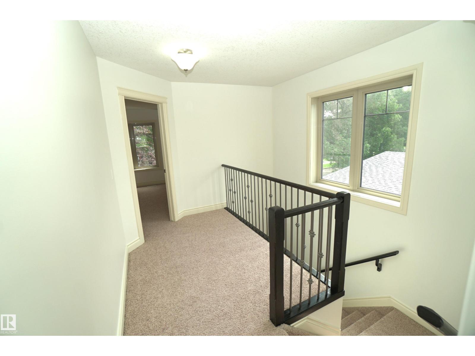 10224 90 ST NW - 16