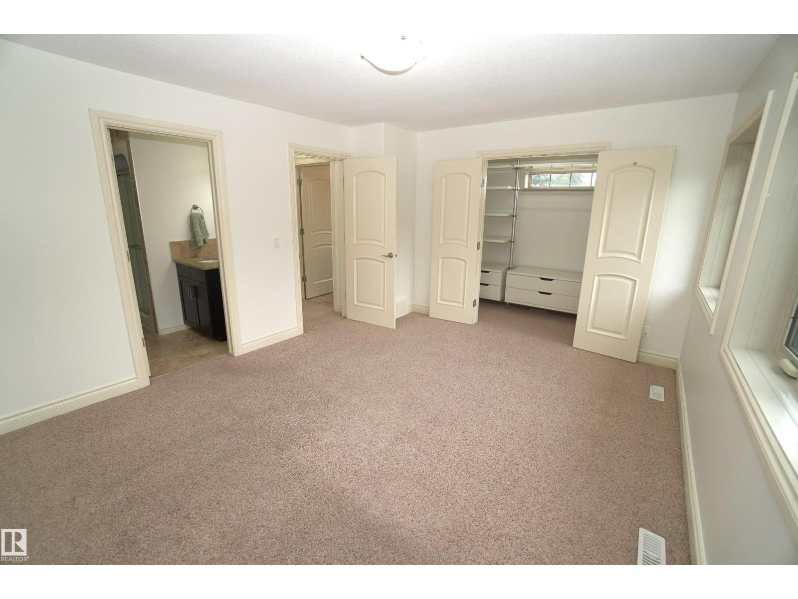 10224 90 ST NW - 17
