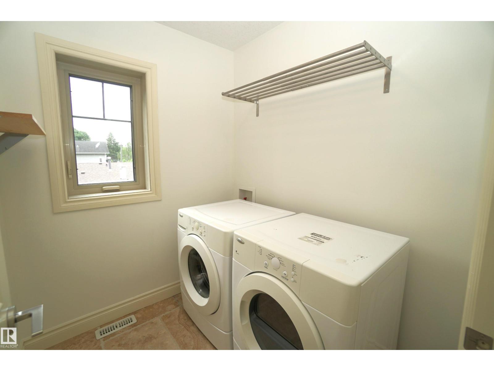 10224 90 ST NW - 21