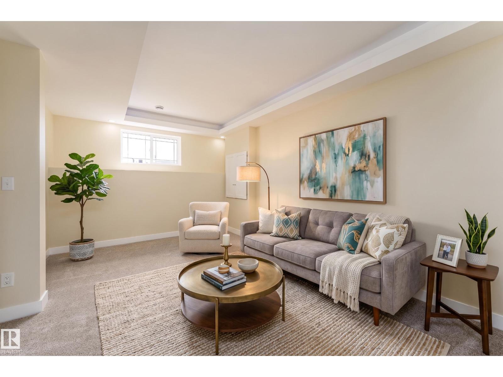 #2 5103 53 AV - 8