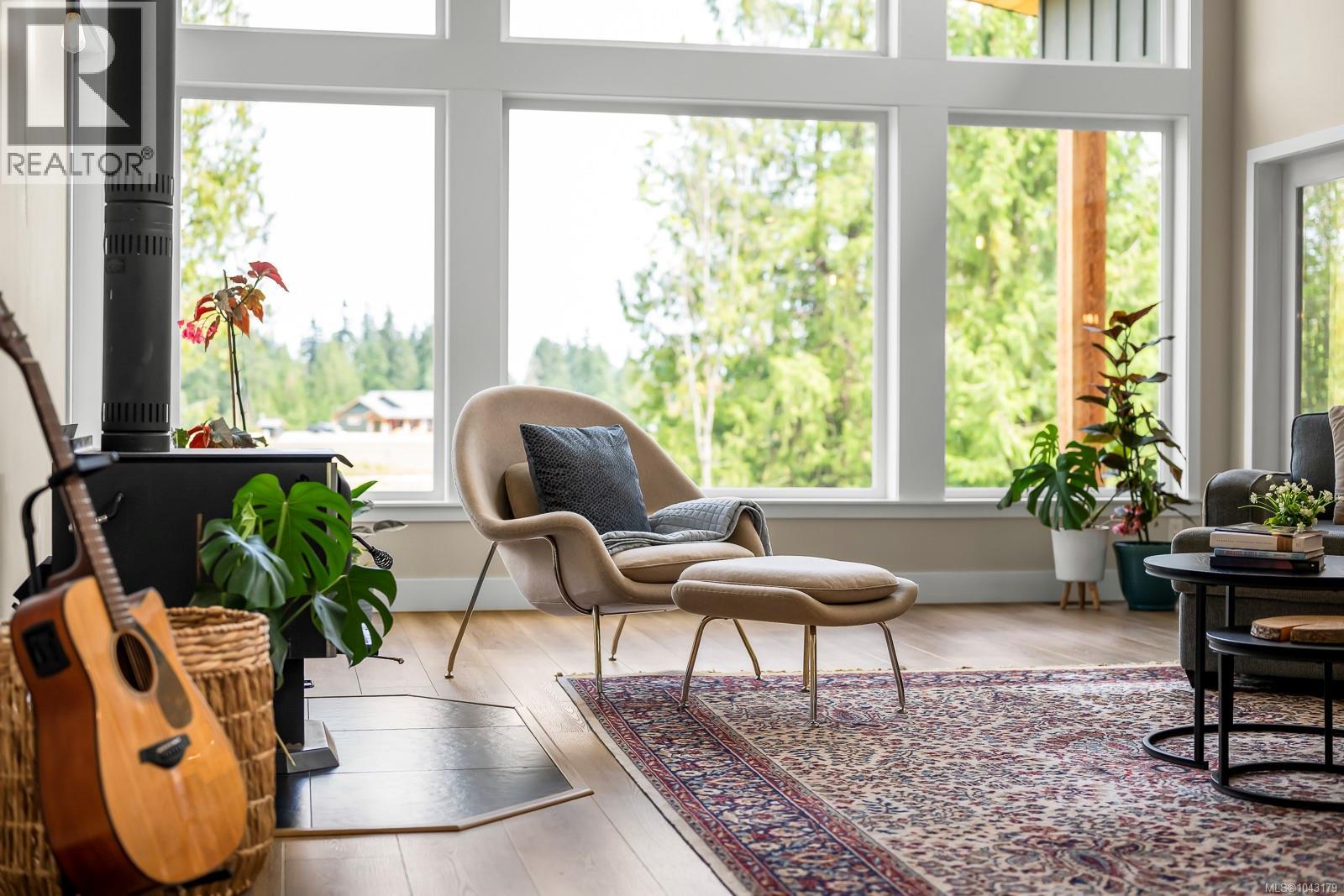 4180 Arnett Rd, Courtenay