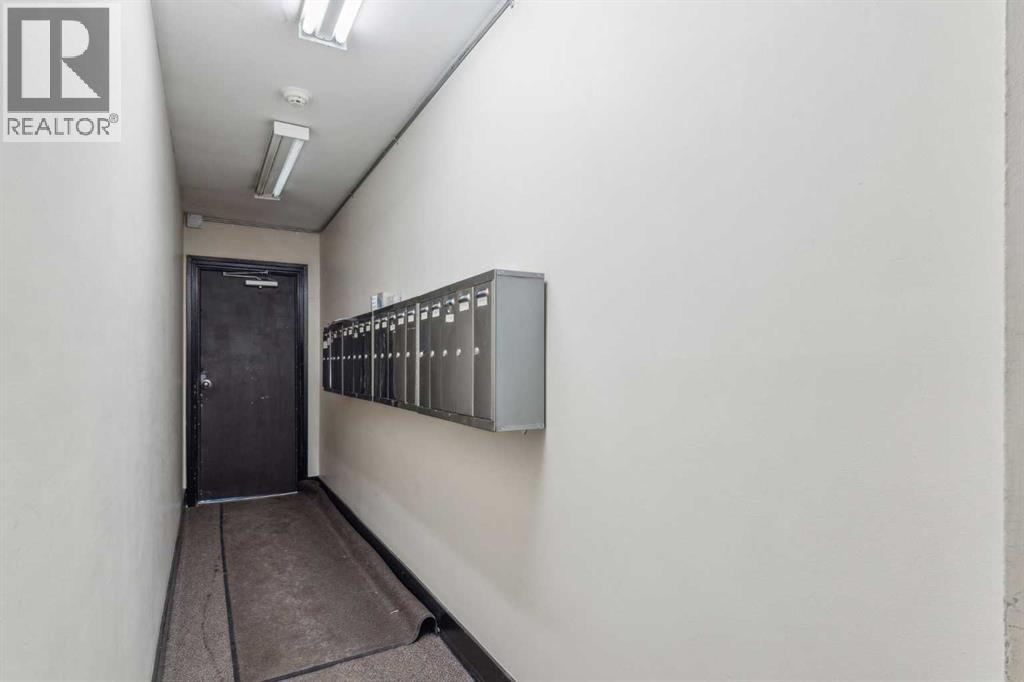 #301 1530 16 Avenue SW - 26