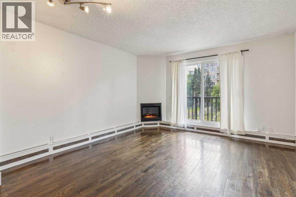 #301 1530 16 Avenue SW - 4