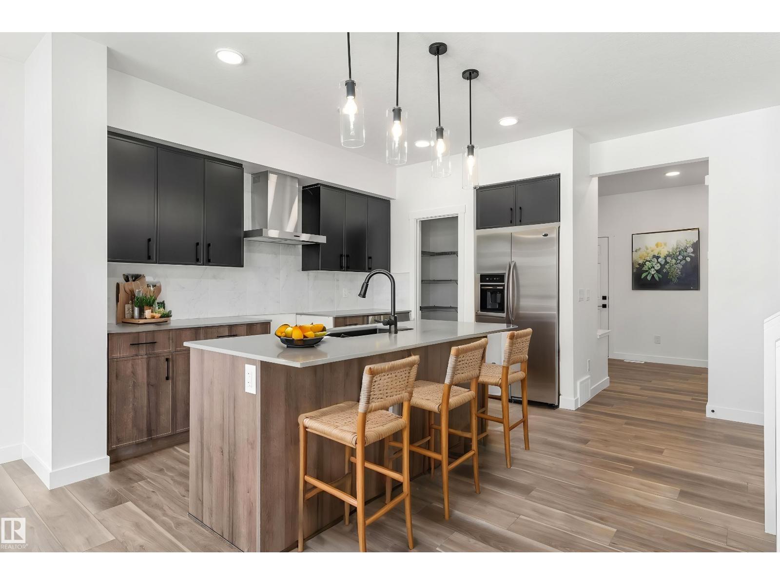 2804 190 ST NW - 9