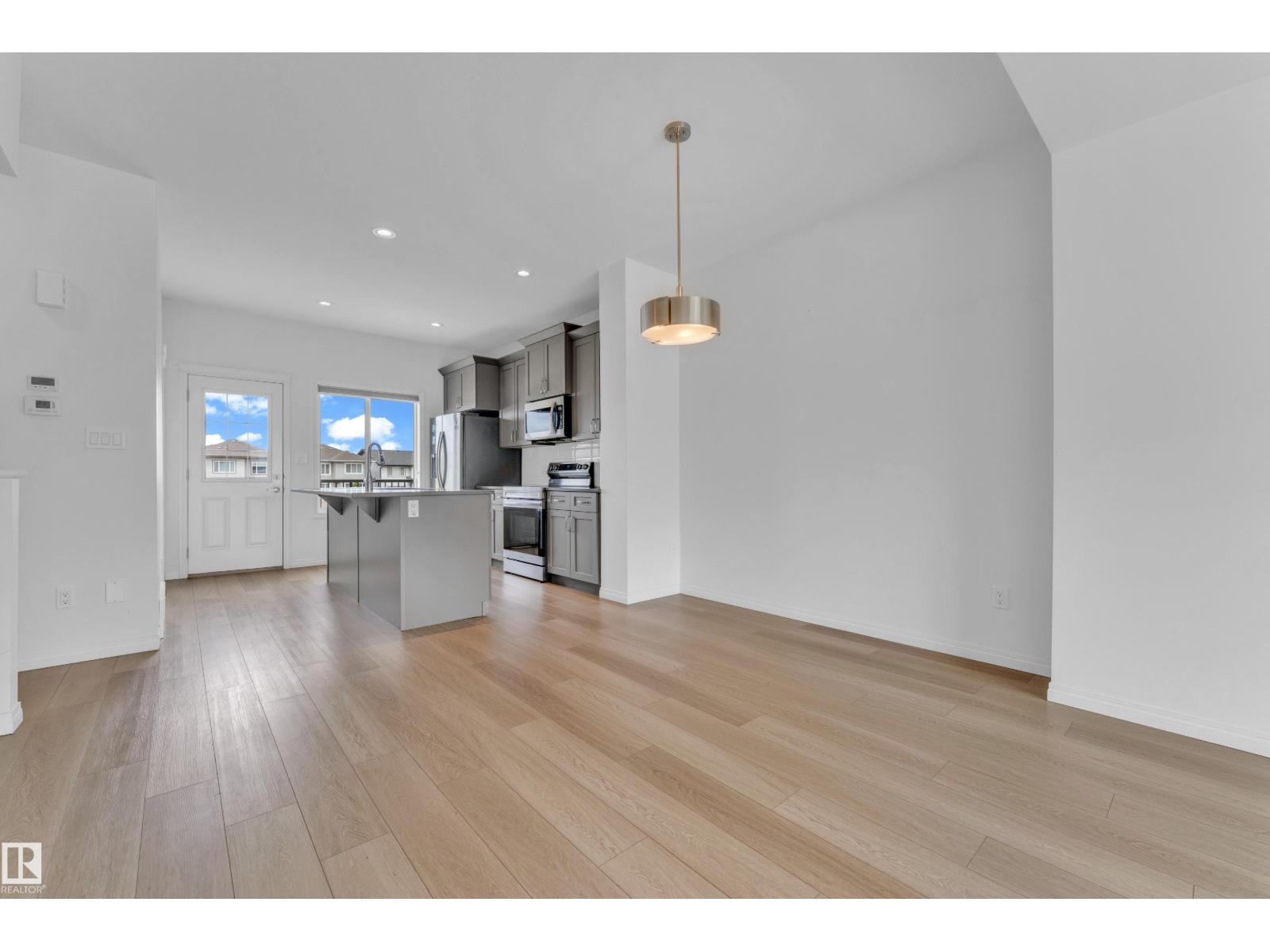 1534 157 ST SW - 18