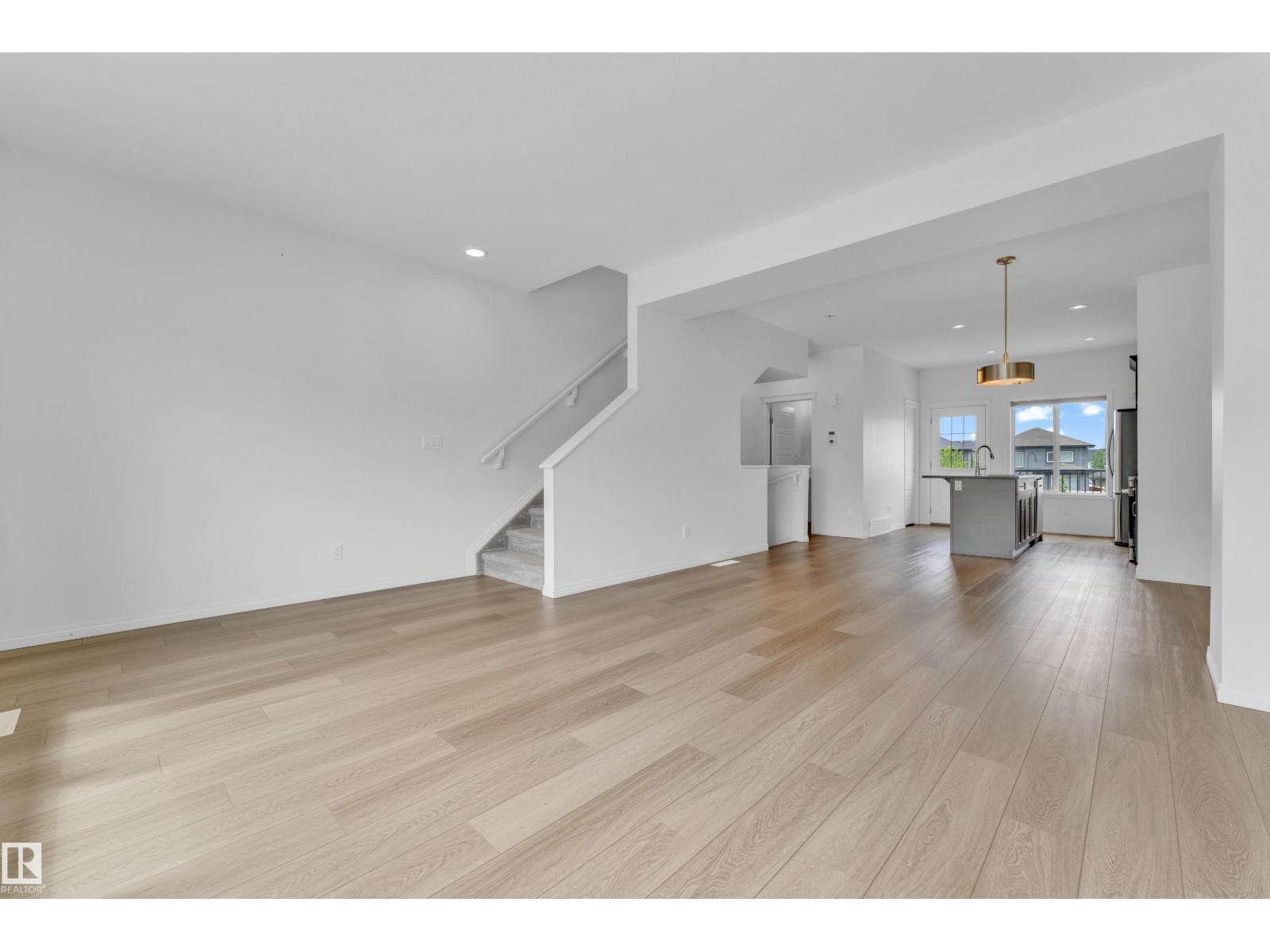 1534 157 ST SW - 16