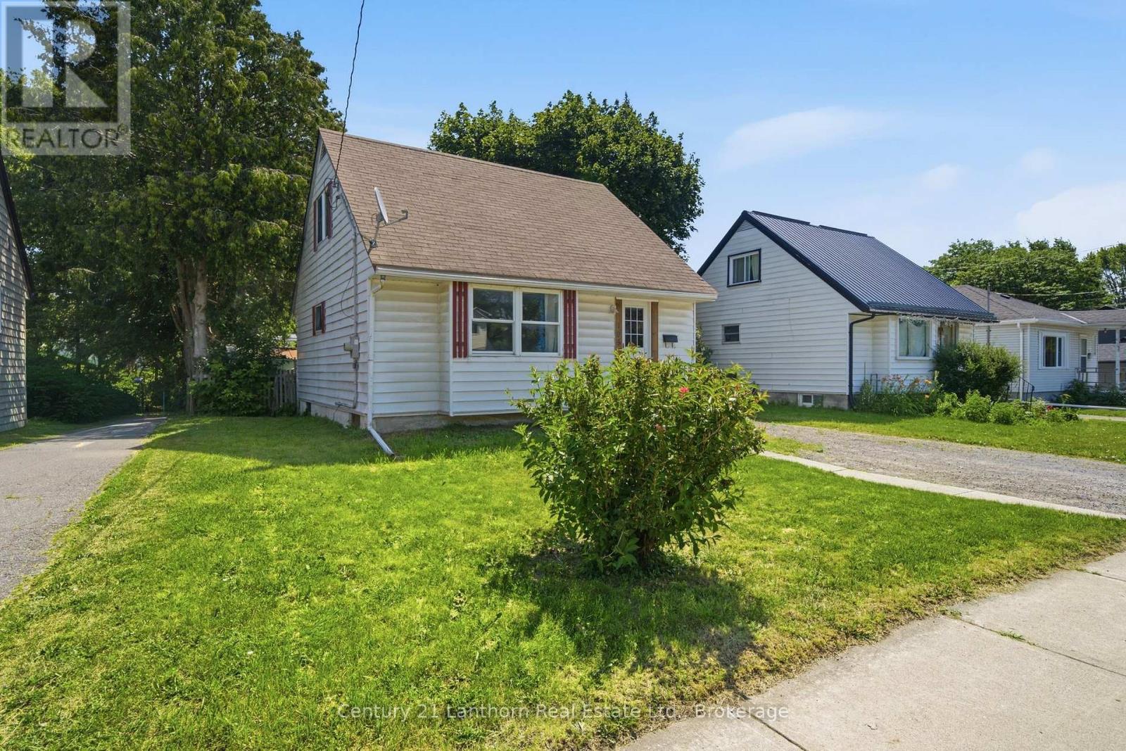 105 HUMEWOOD DRIVE - 1