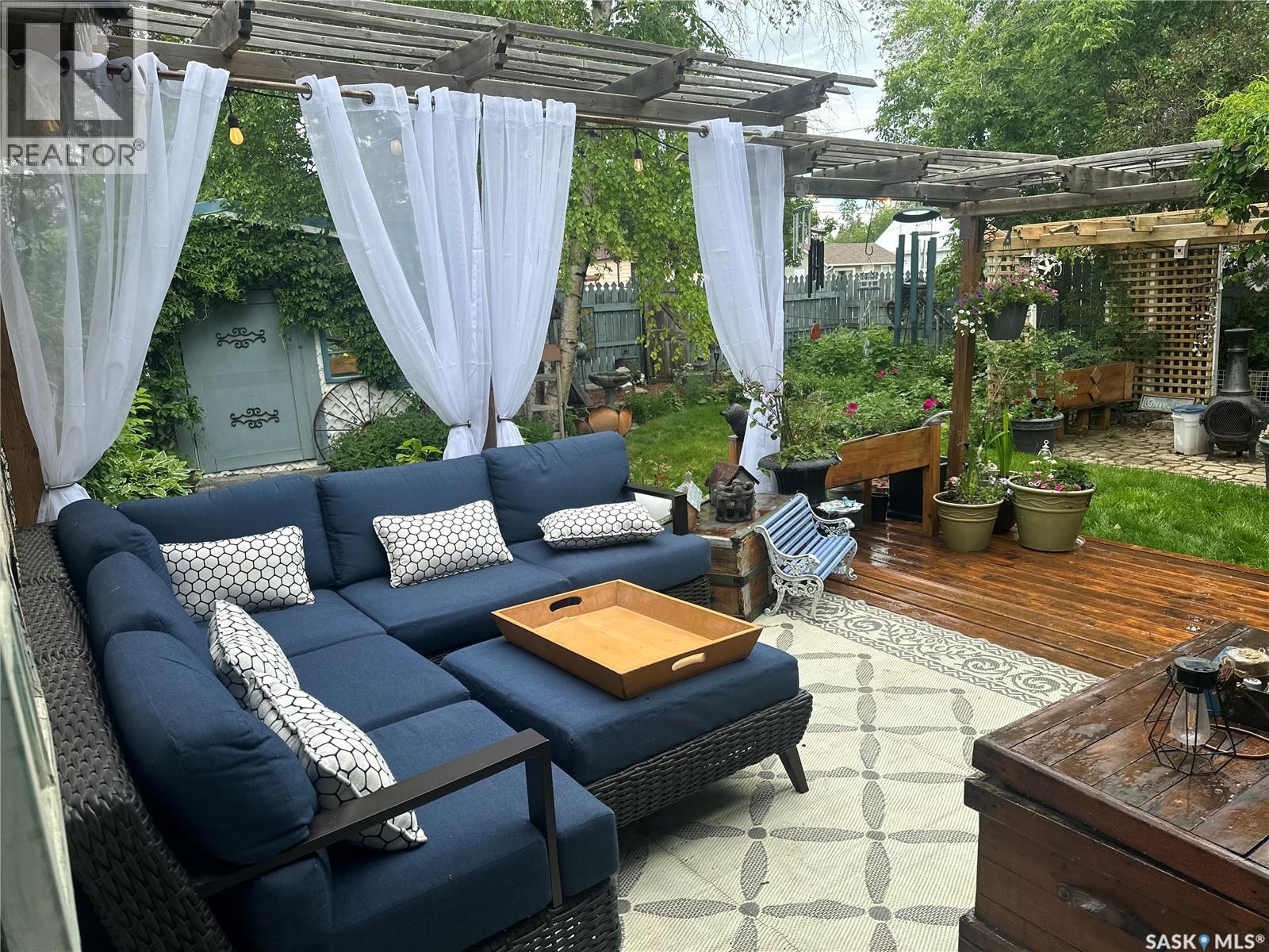 503 Bison AVENUE - 43
