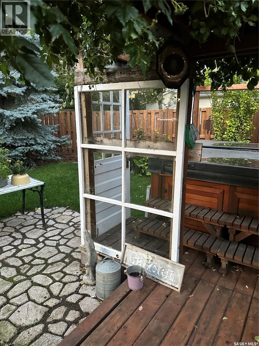 503 Bison AVENUE - 46