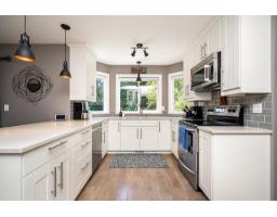 7988 Melburn Drive, Mission, BC V2V7B5 Photo 14