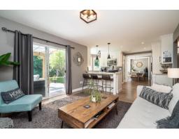 7988 Melburn Drive, Mission, BC V2V7B5 Photo 12