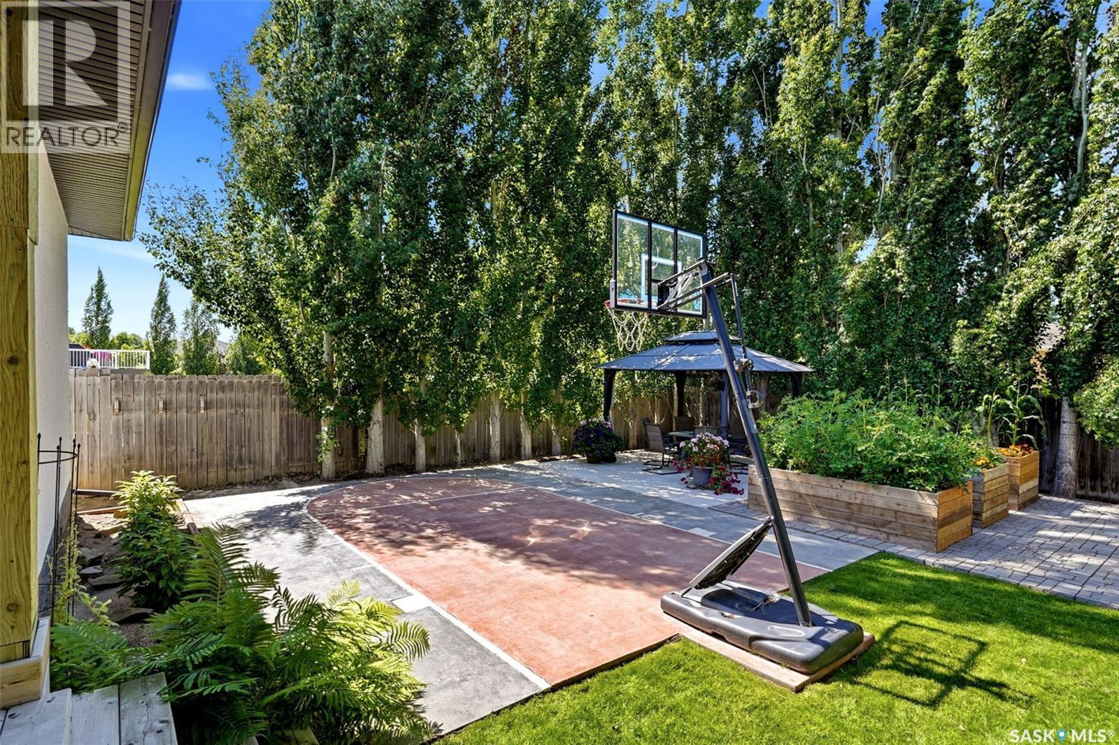 1011 Otterloo STREET - 17