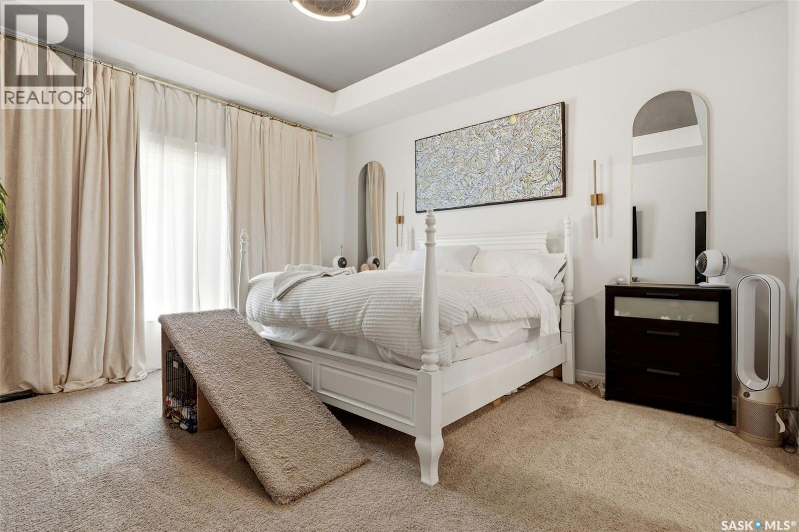 1011 Otterloo STREET - 41