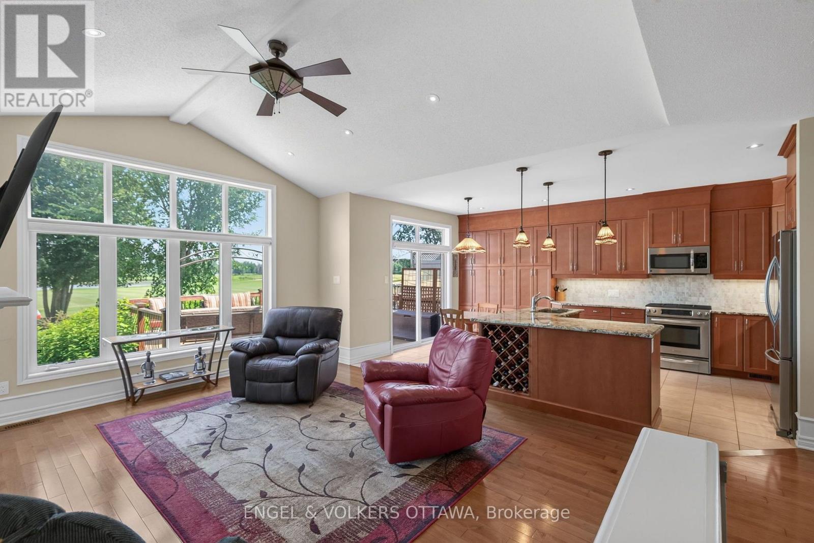 106 EQUINELLE DRIVE - Image 10