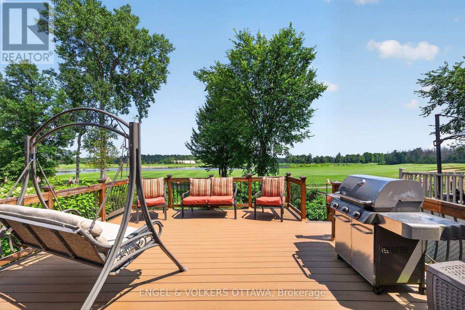 106 EQUINELLE DRIVE - Image 32