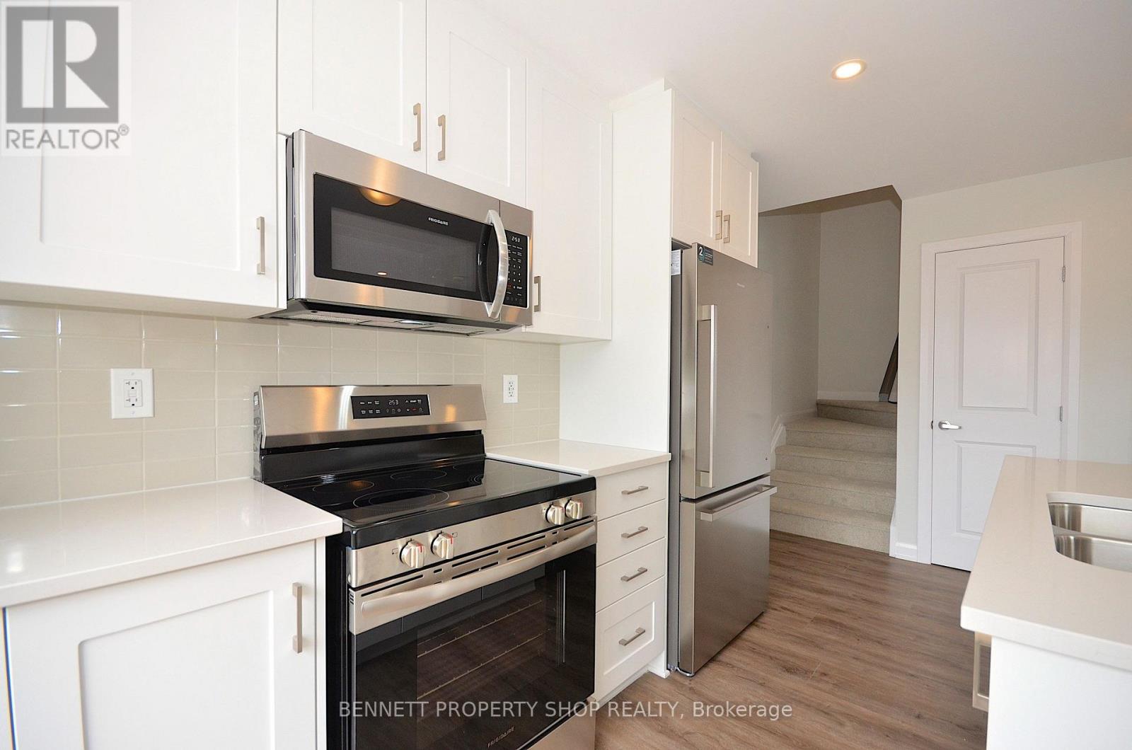 1429 CREEKWAY PRIVATE, Ottawa. Luxury613. By Peter Sagos - Image 8