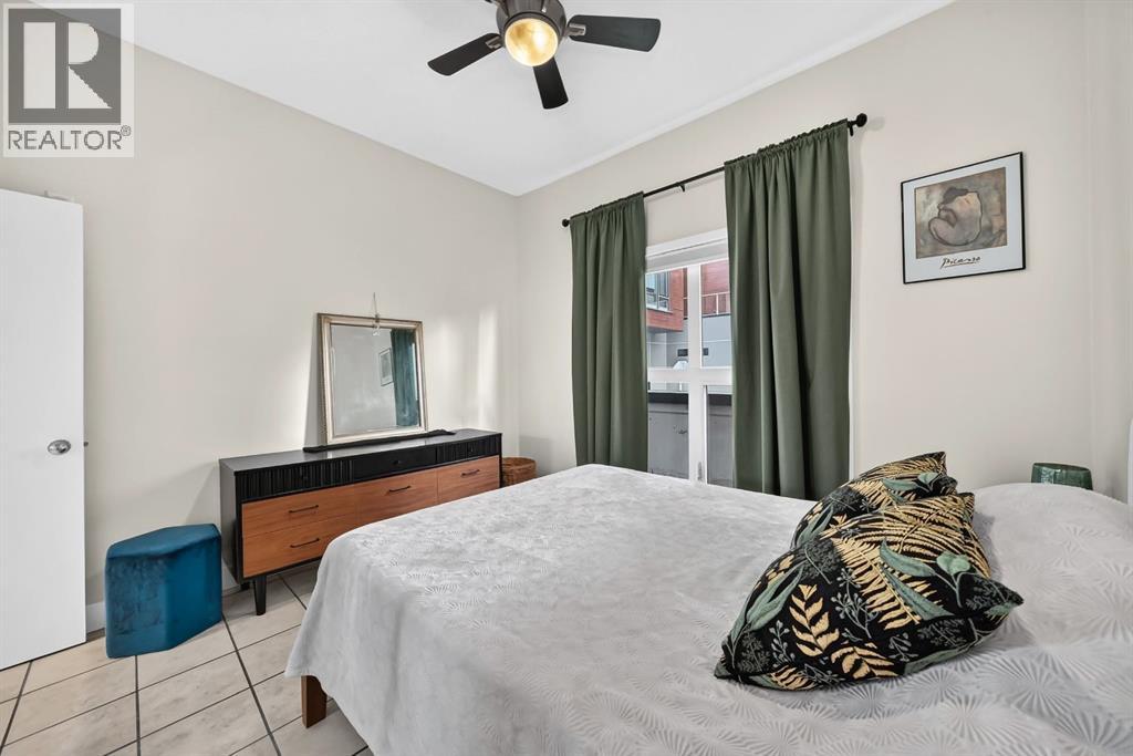 #27 605 15 Avenue SW - 23