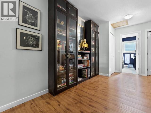 1347 BURFIELD Drive - 19