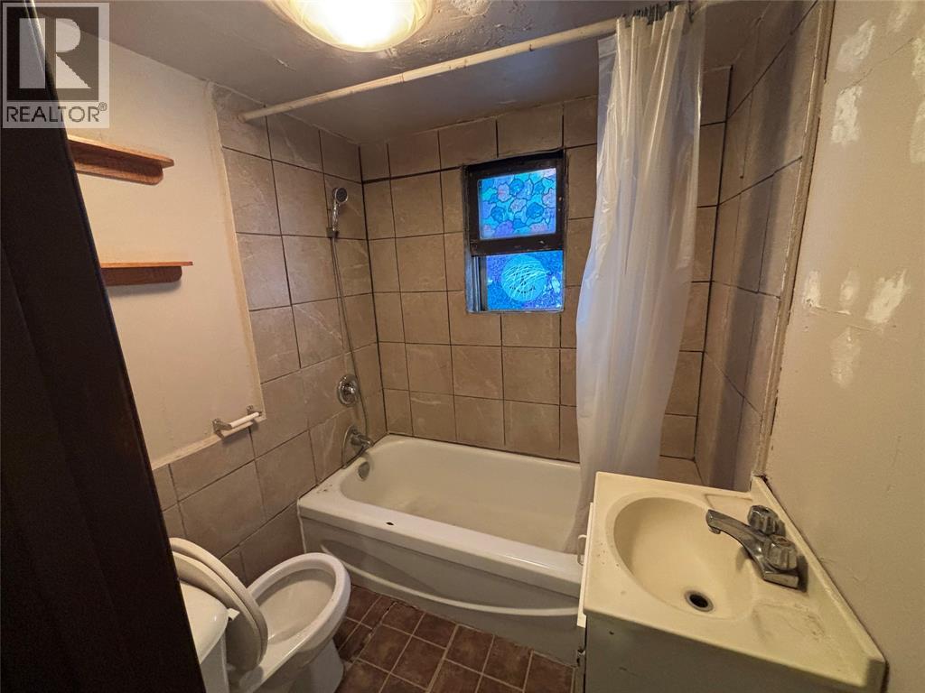 292 Christina STREET South - 17
