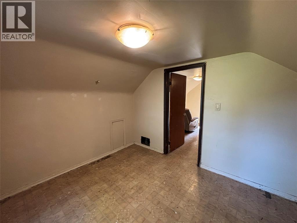 292 Christina STREET South - 18