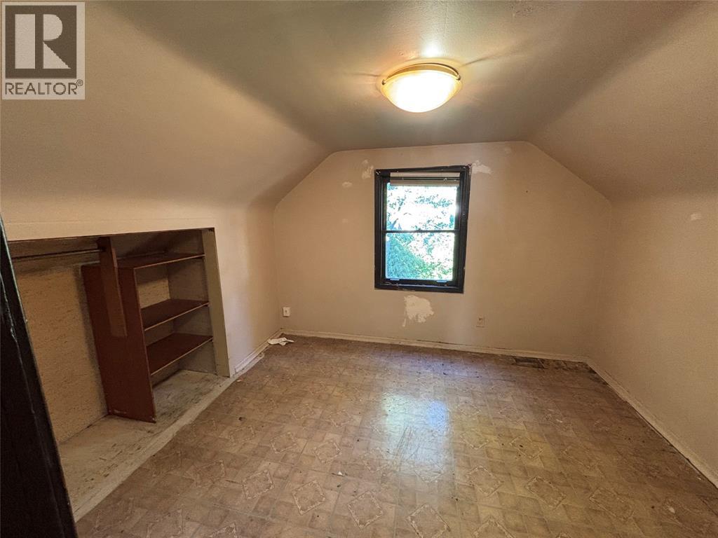 292 Christina STREET South - 19
