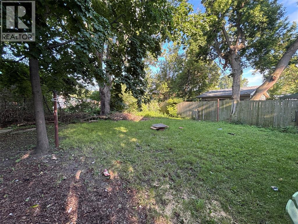 292 Christina STREET South - 24