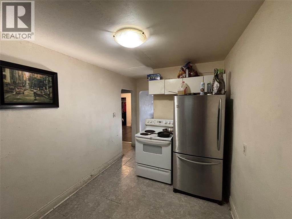 292 Christina STREET South - 6