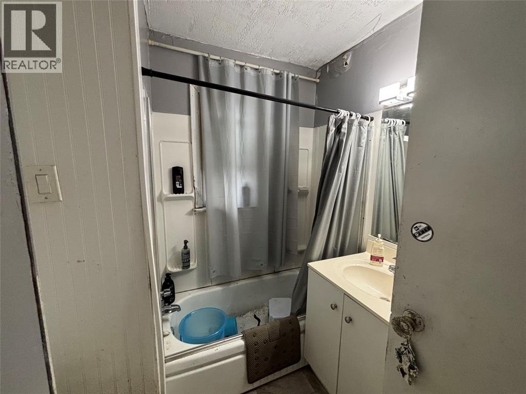 292 Christina STREET South - 9