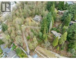 7235 Bayview Drive, Burnaby, BC V5A4T3 Photo 6