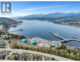 7356 Braeside Drive, Burnaby, BC V5A1G1 Photo 12