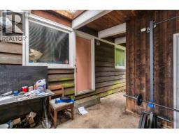 7356 Braeside Drive, Burnaby, BC V5A1G1 Photo 22