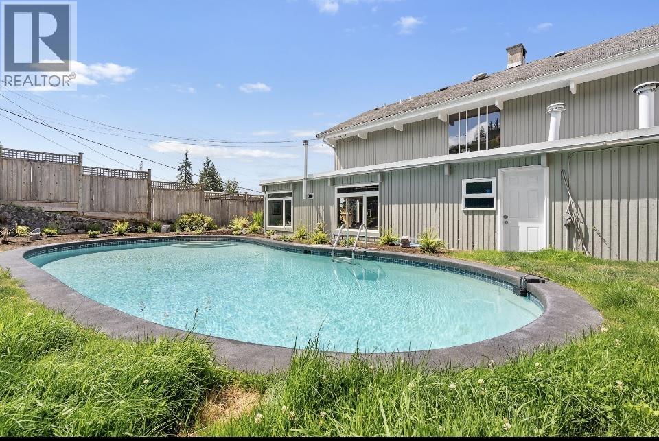 442 MONTERAY AVENUE — photo 5