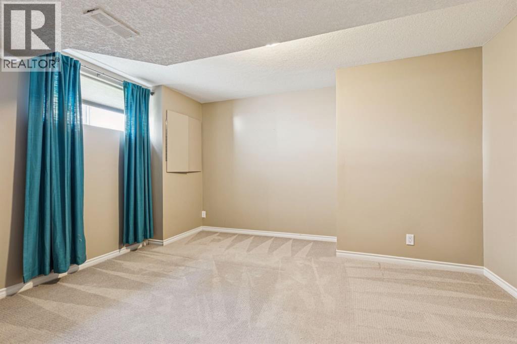 400 Sienna Park Drive SW - 27