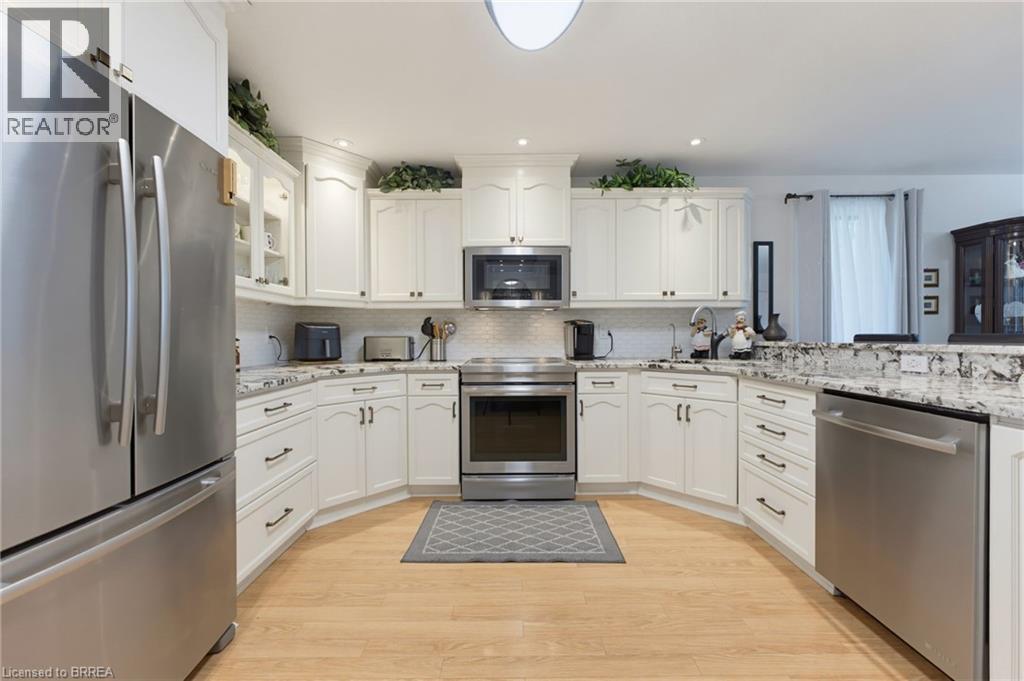 4-bedroom home for sale at 74 COURT Drive, Paris ON · photo 8 of 34