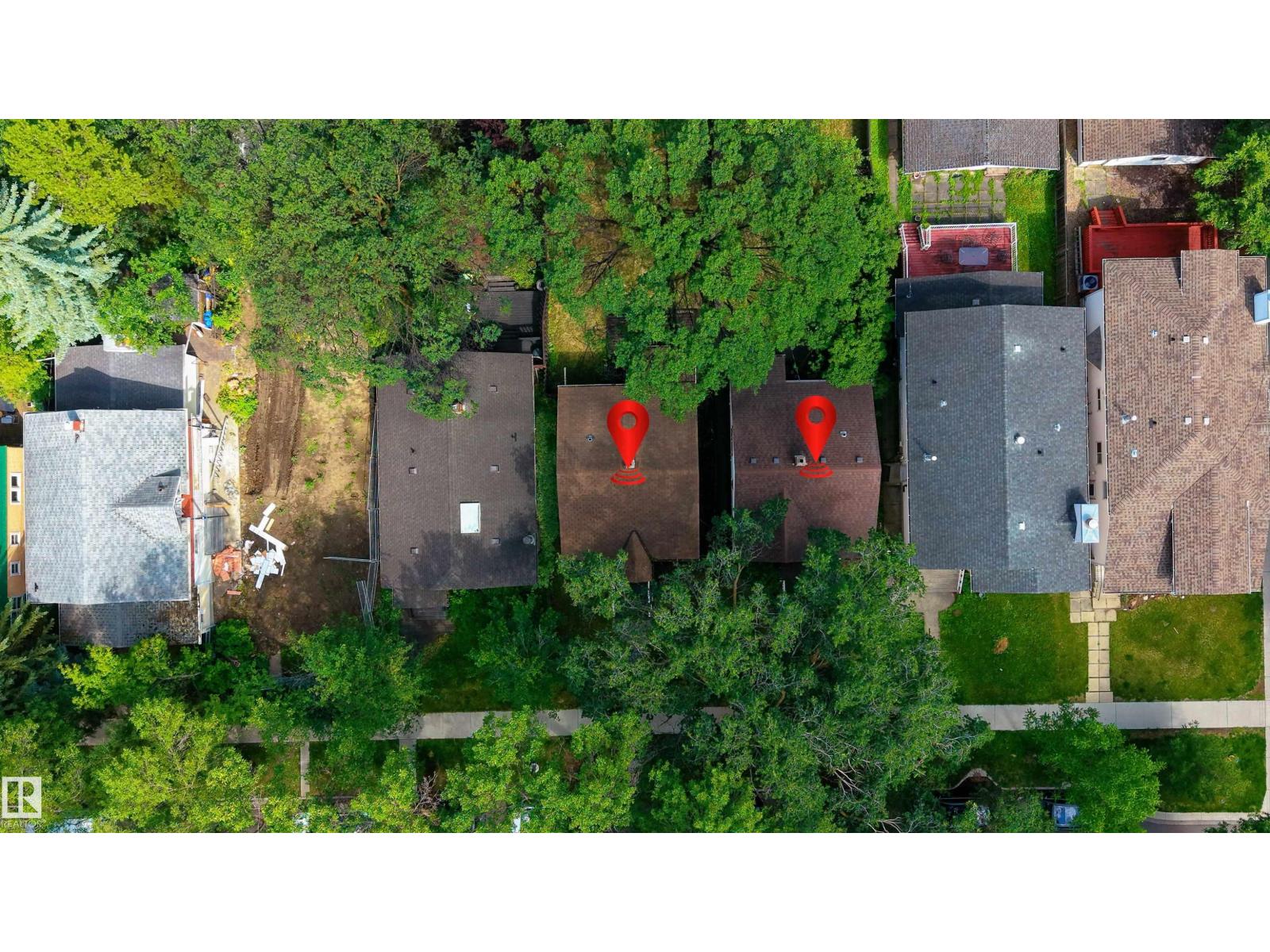 11112 81 AV NW - 2