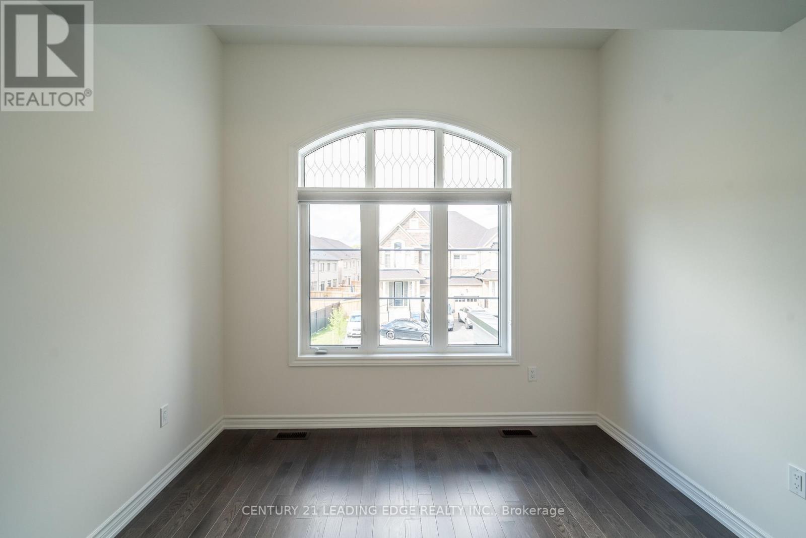 103 KENTLEDGE AVENUE - 28